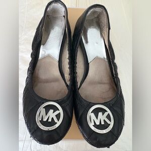 Michael Kors Fulton Quilted Ballet Flats – Size 7.5 M
Used Condition